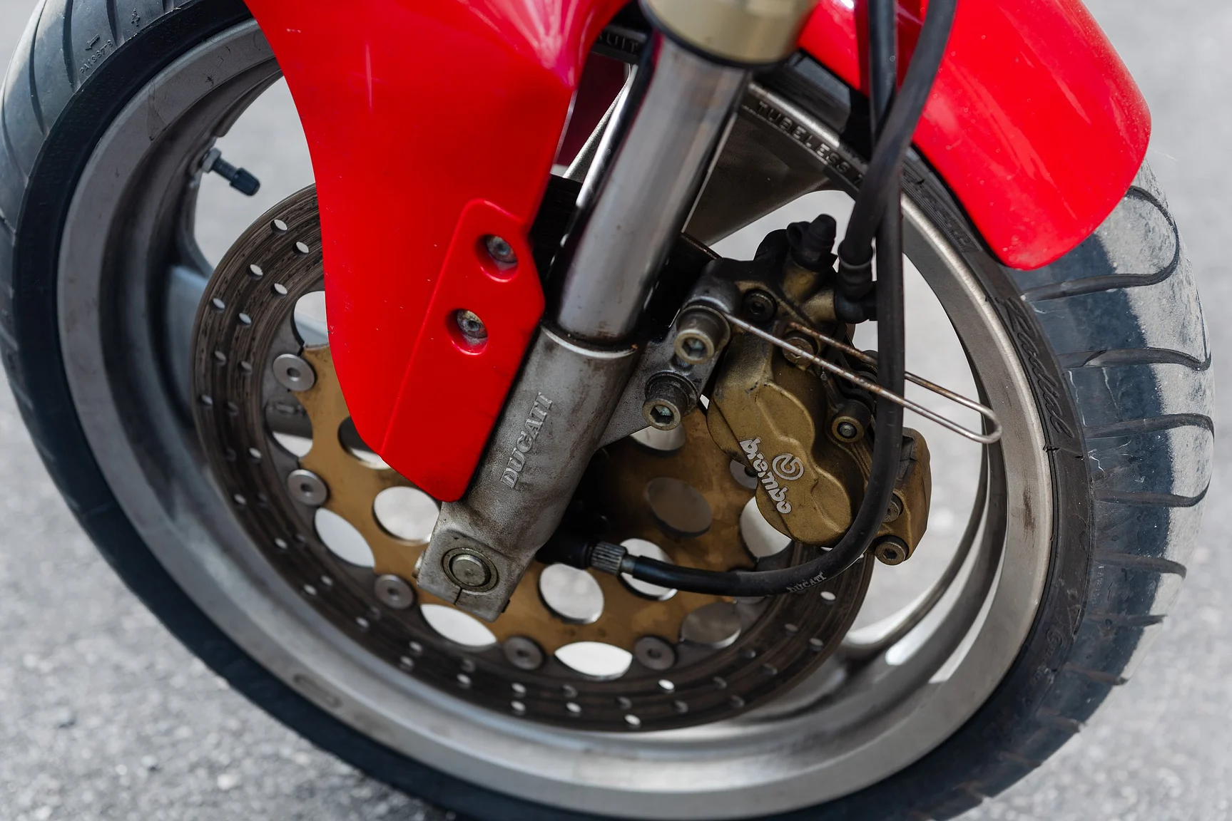 Exteriörbild på 1996 Ducati 600 Monster (36)