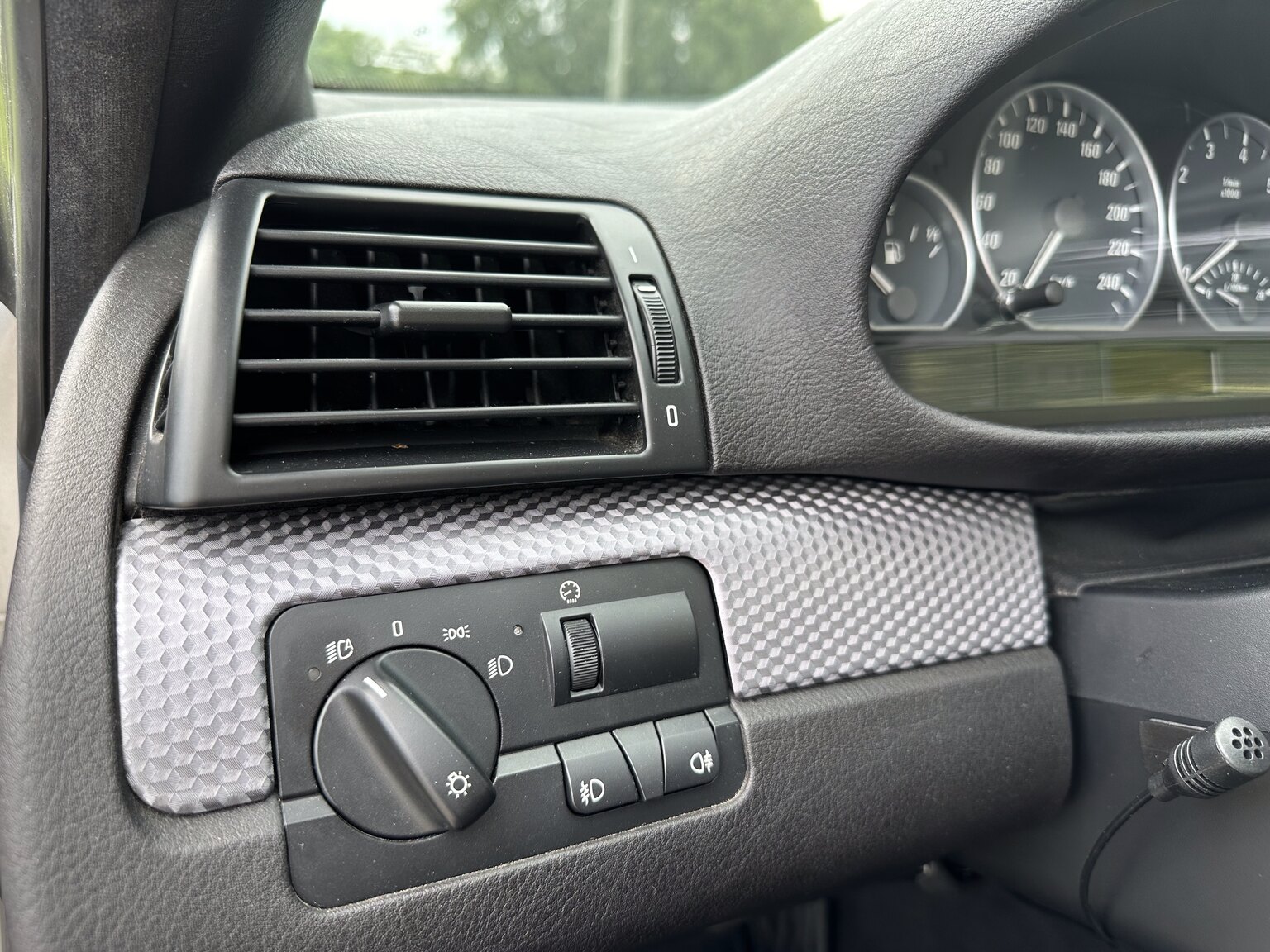 Innenraumfoto von 2005 BMW 330Ci