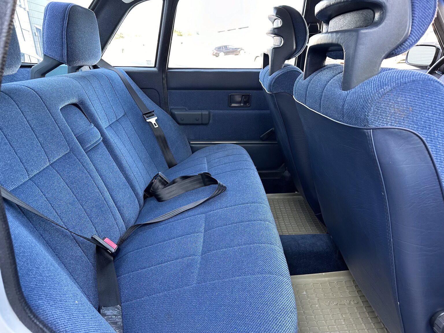 Interior image of 1991 Volvo 240 GLT
