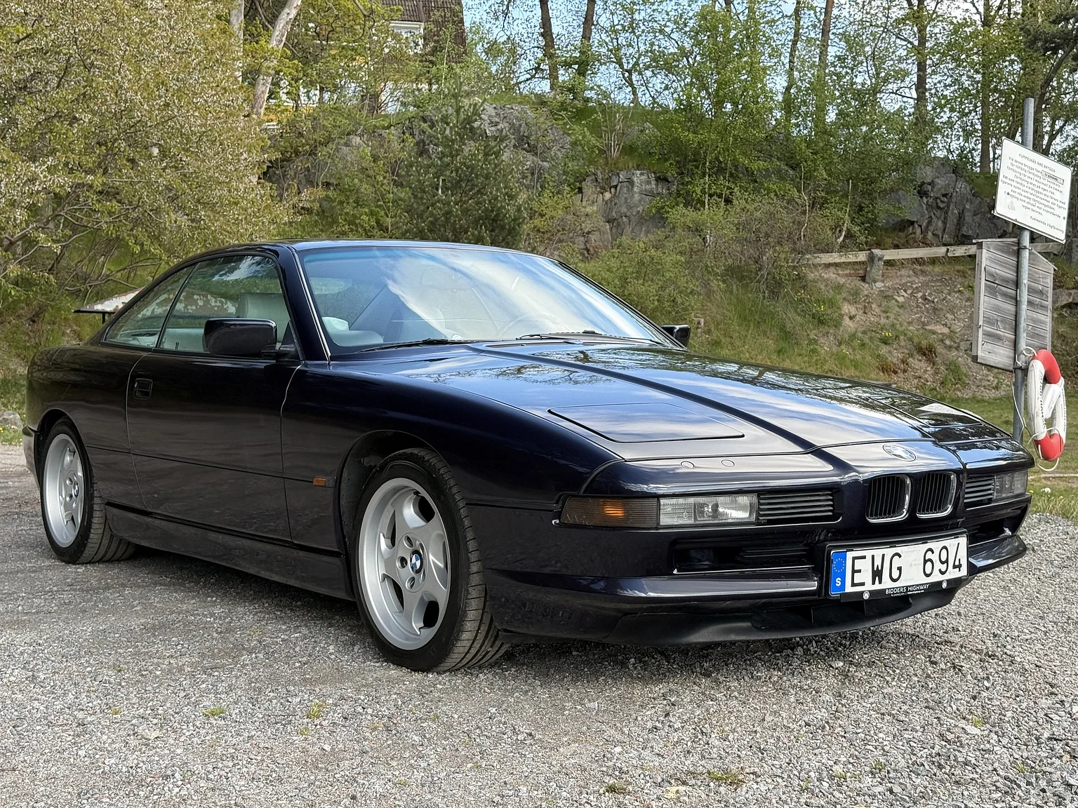 Exterior image of 1994 BMW 840Ci (33)