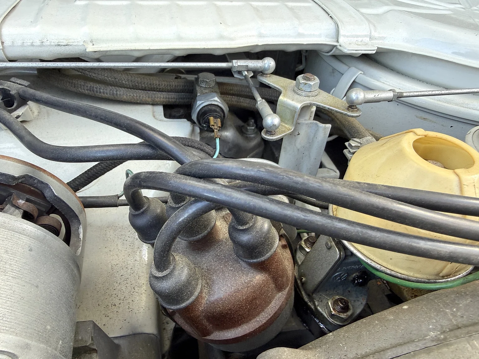 Image of 1965 Volkswagen 1500 Limousine 311 Notchback (7) mechanics