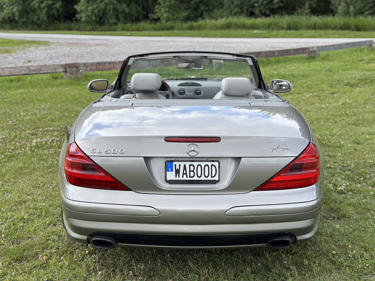Exteriörbild på 2003 Mercedes Benz SL 500