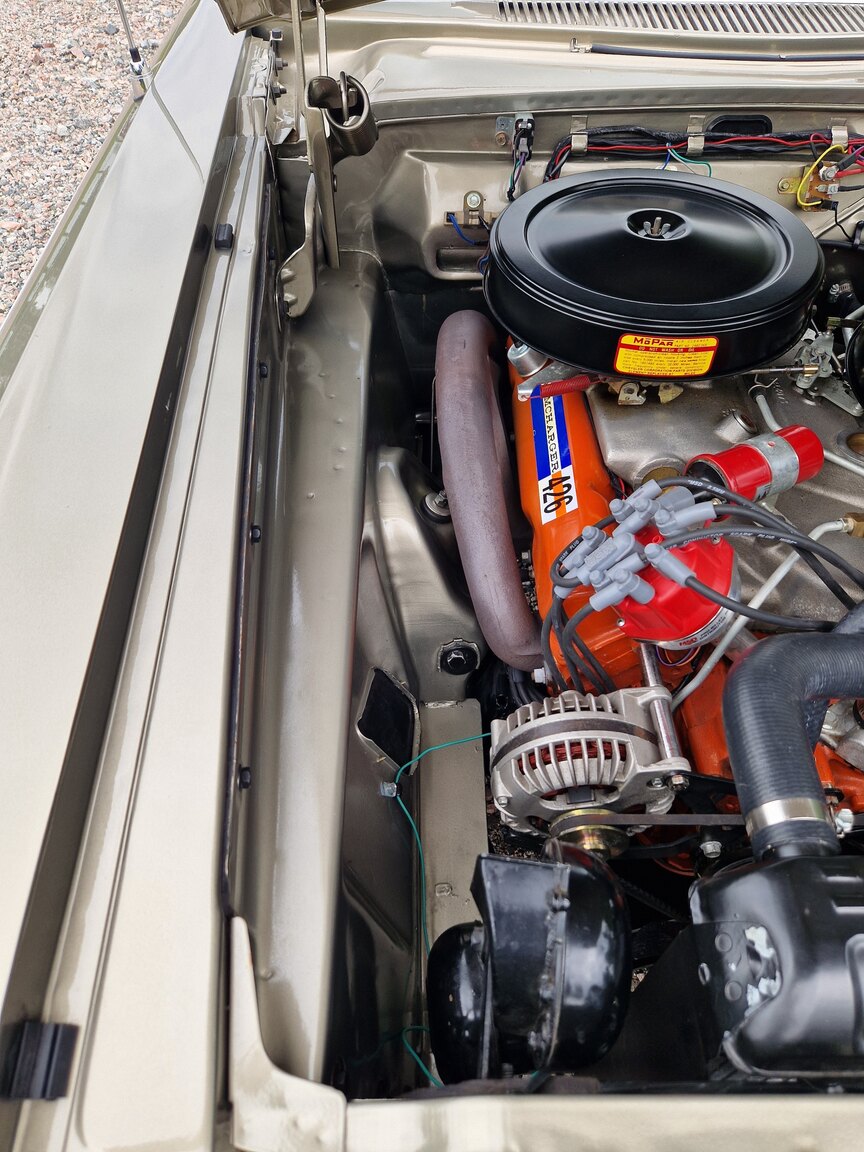 Image of 1964 Dodge Polara 500 mechanics