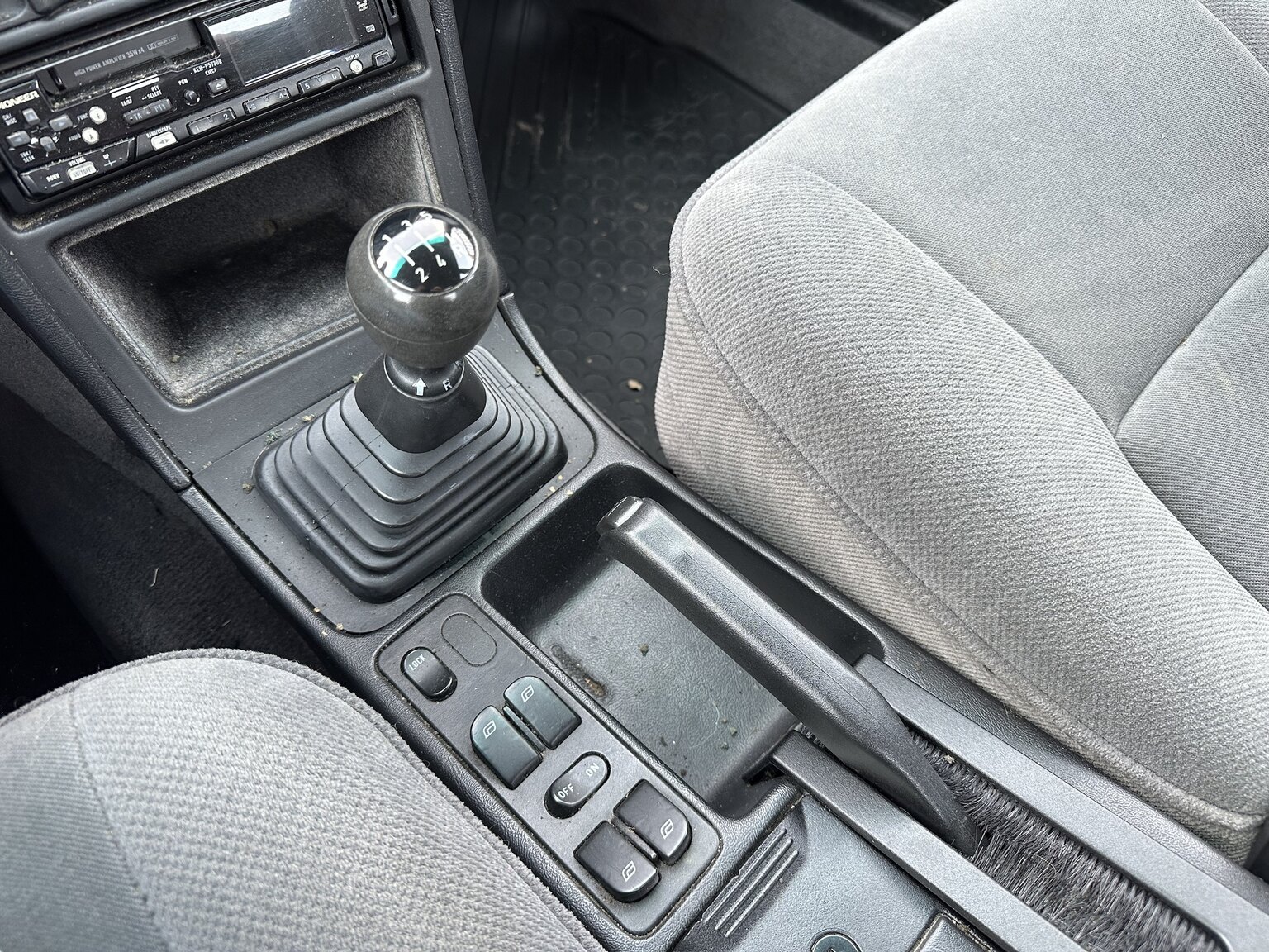 Interior image of 1996 SAAB 9000