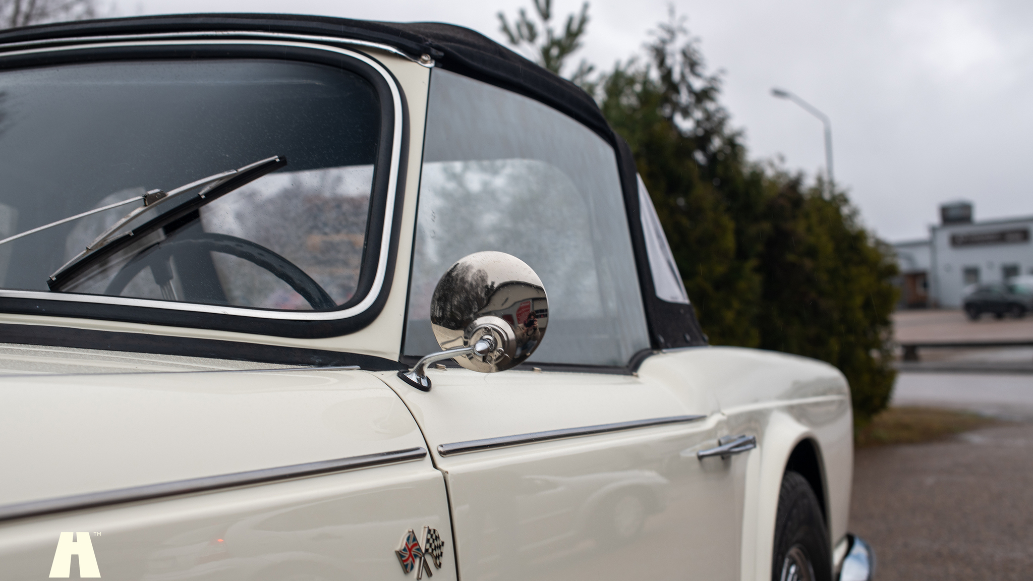 Aussenfoto 1966 Triumph TR4 A