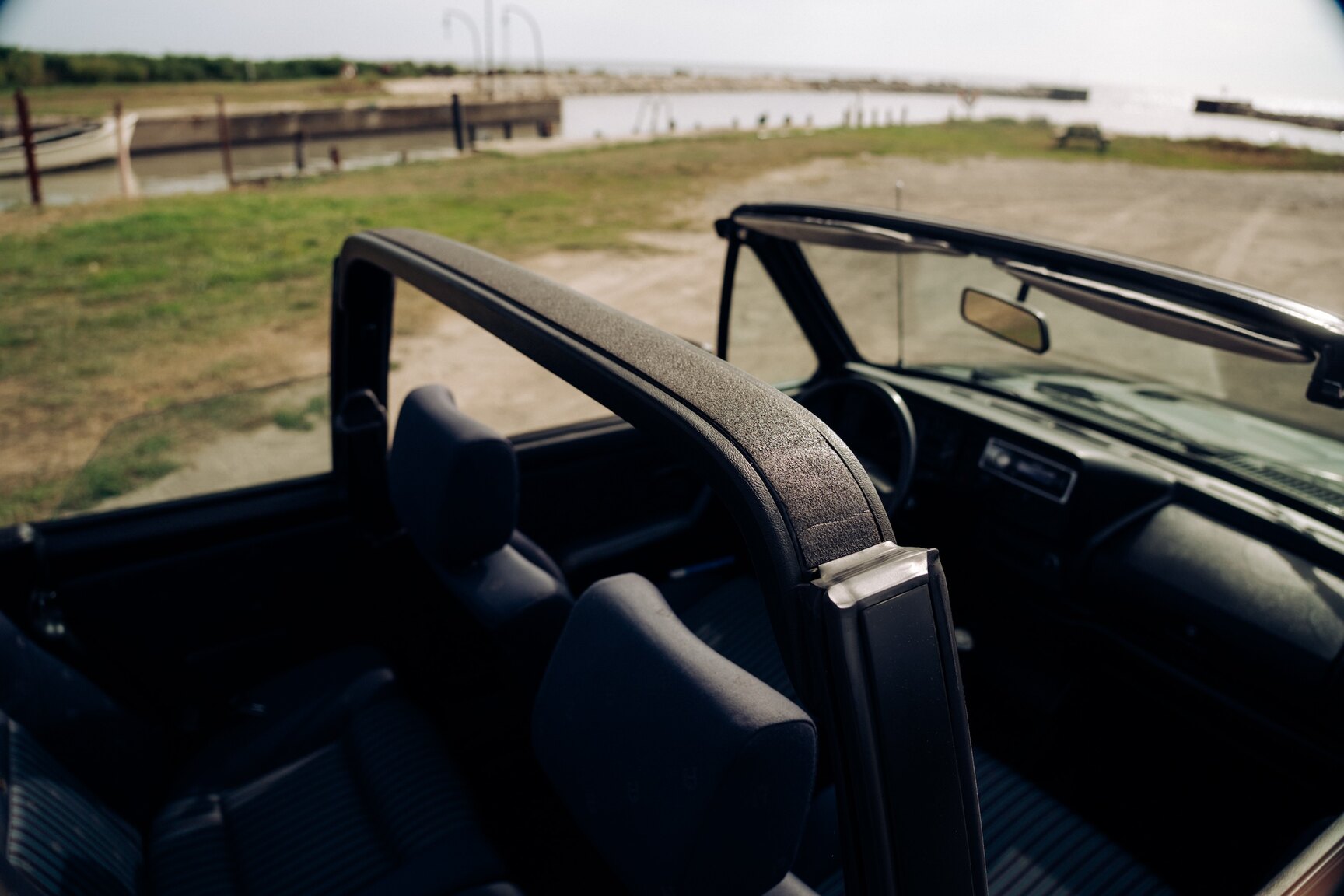 Exterior image of 1991 VW Golf Cabriolet "Etienne Aigner Edition"
