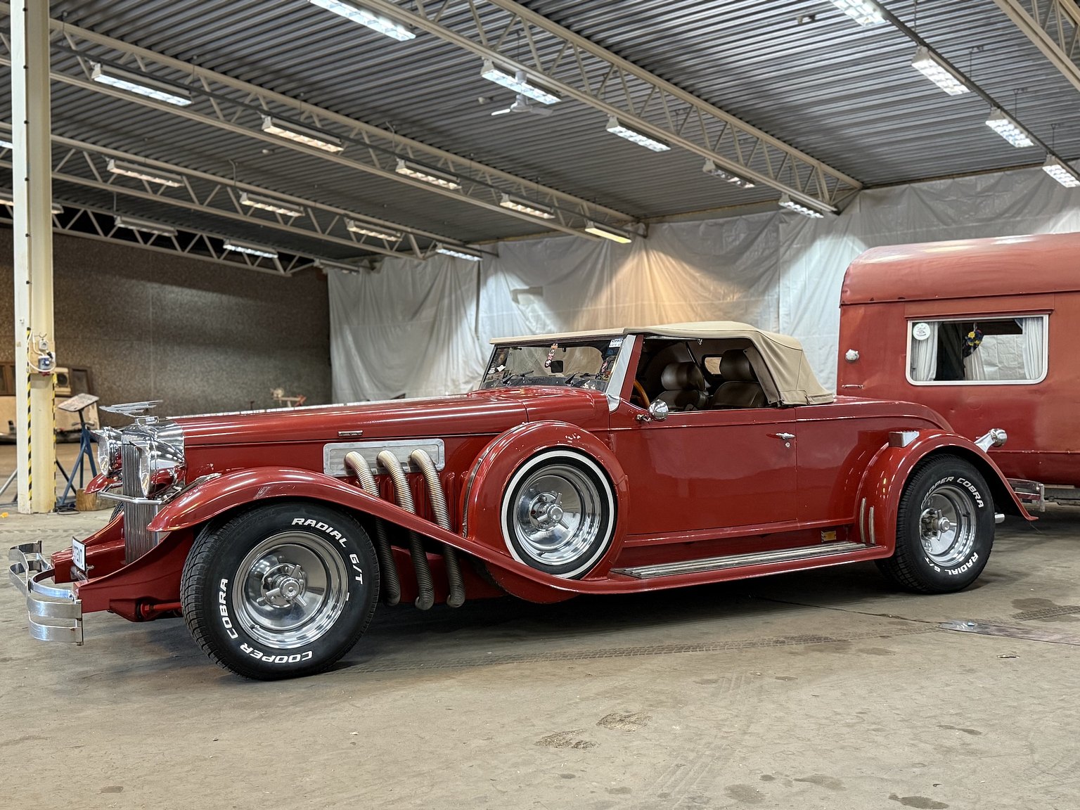 Exteriörbild på 1965 Duesenberg Roadster/StreetRod Replika 