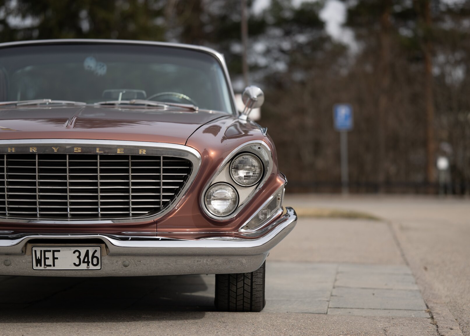 Exterior image of 1961 Chrysler New Yorker Sedan (23)