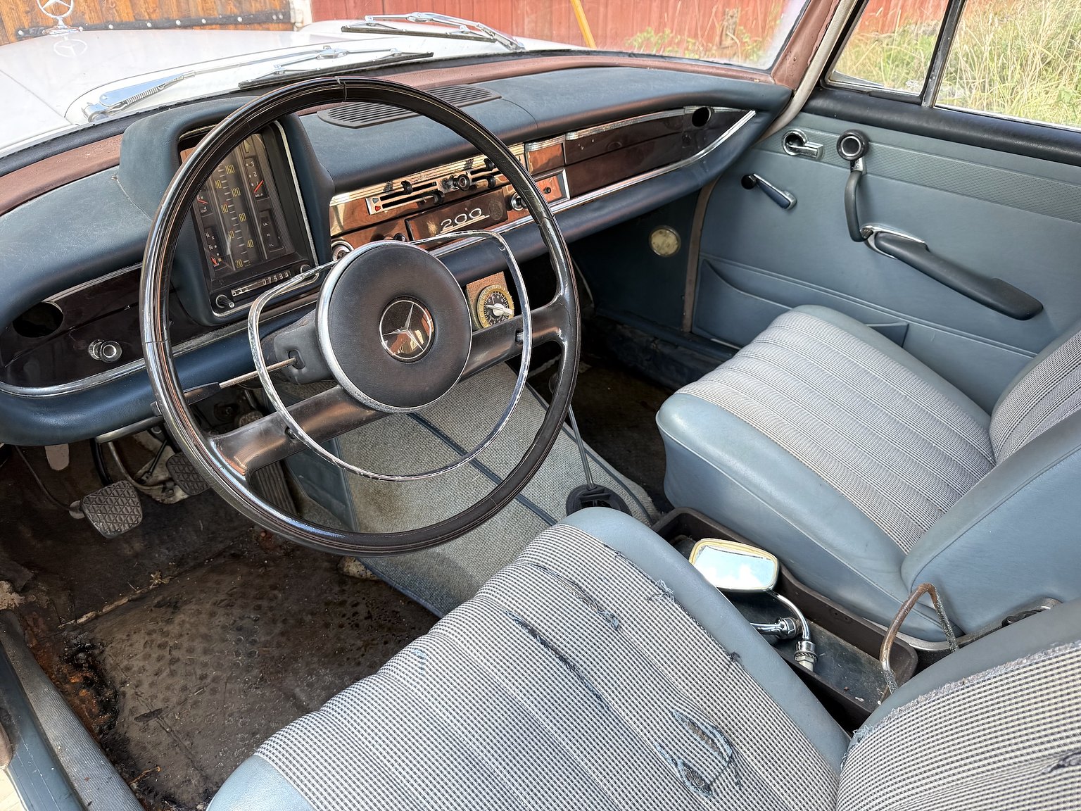 Interiörbild 1967 Mercedes-Benz 200