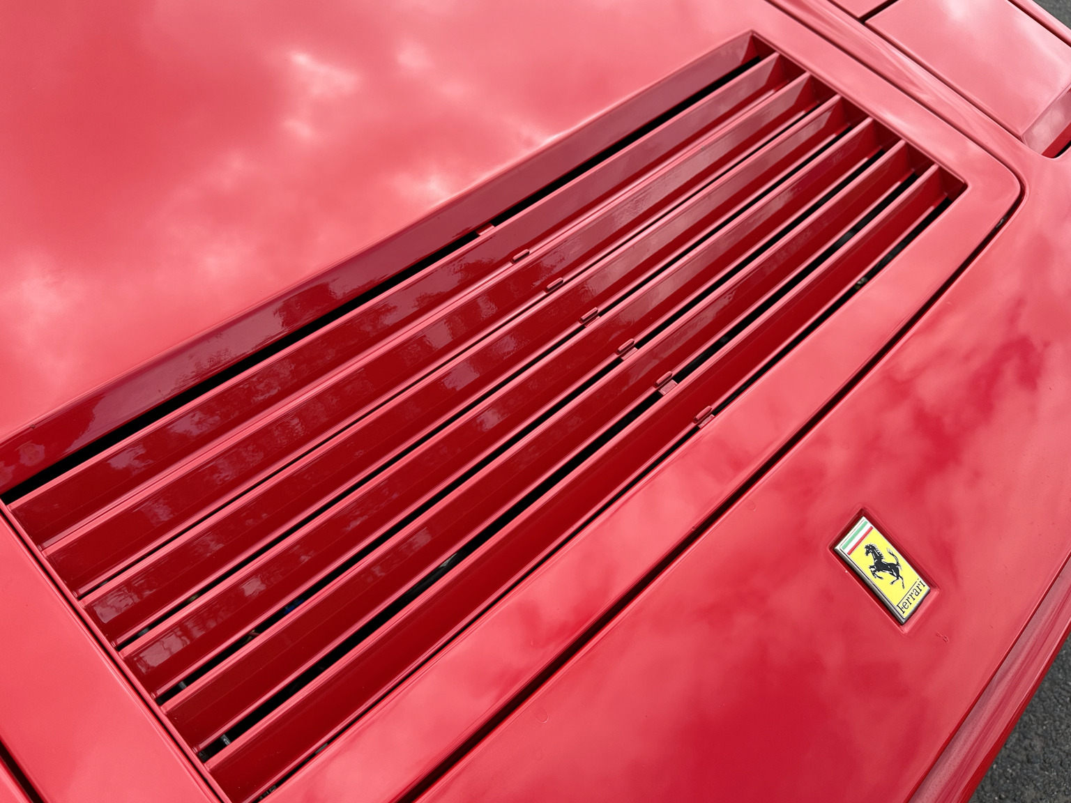 Exteriörbild på 1988 Ferrari 328 GTB