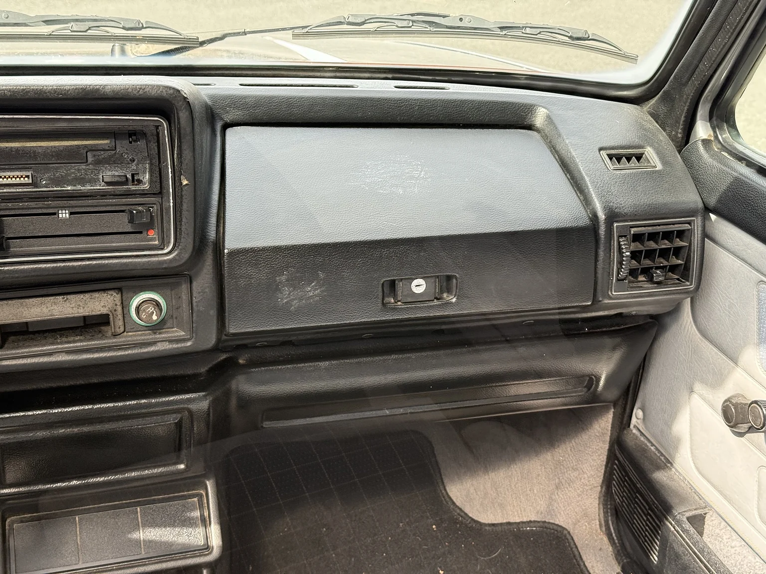 Interiörbild 1987 VW Golf Cabriolet (12)