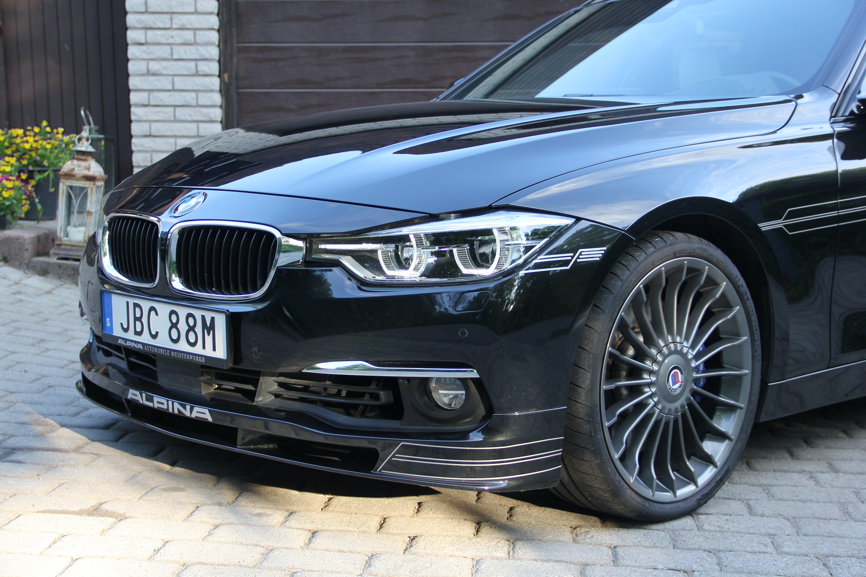 Exterior image of 2017 Alpina D3 Bi-Turbo Allrad