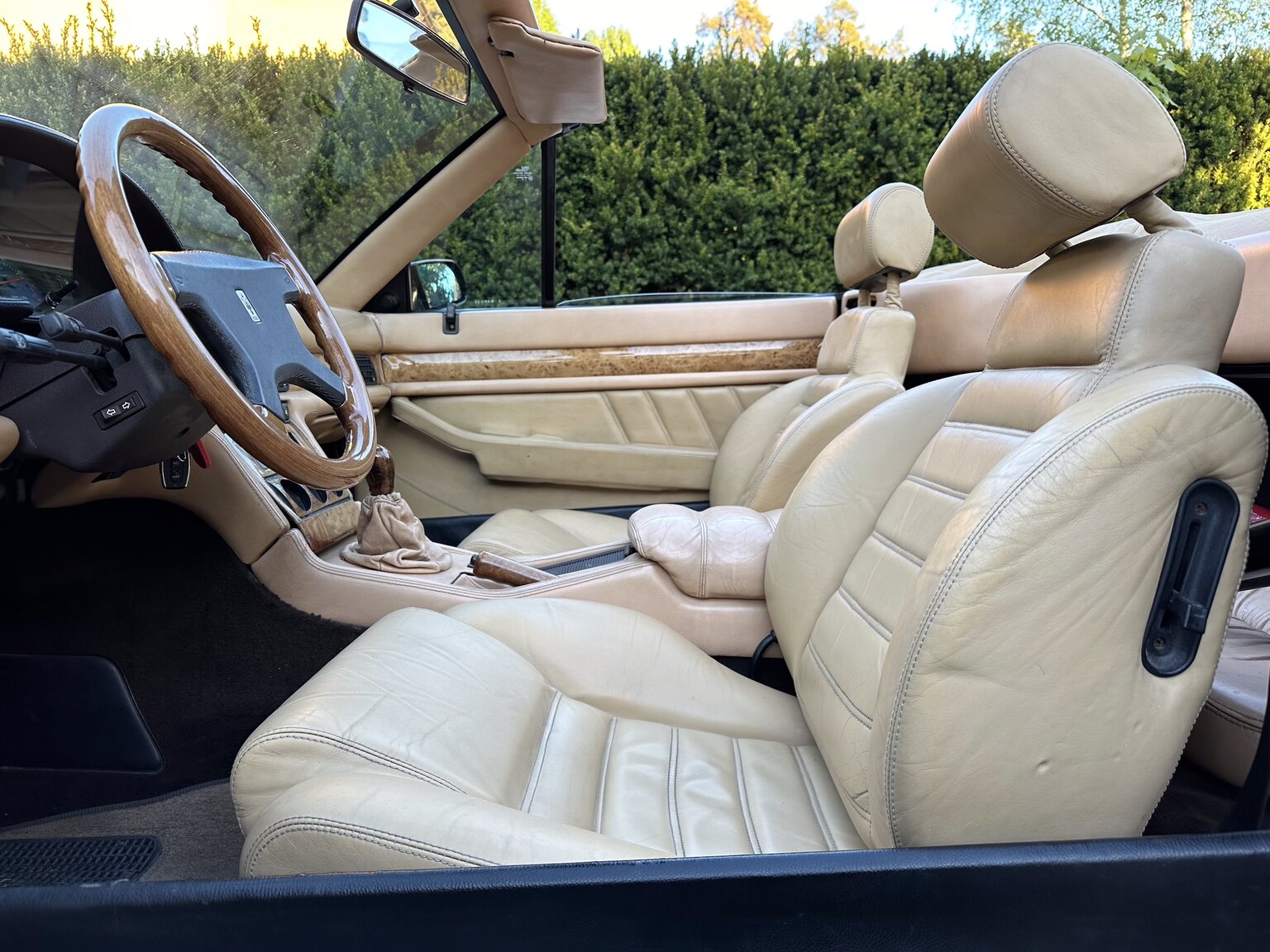 Innenraumfoto von 1987 Maserati Biturbo Spyder