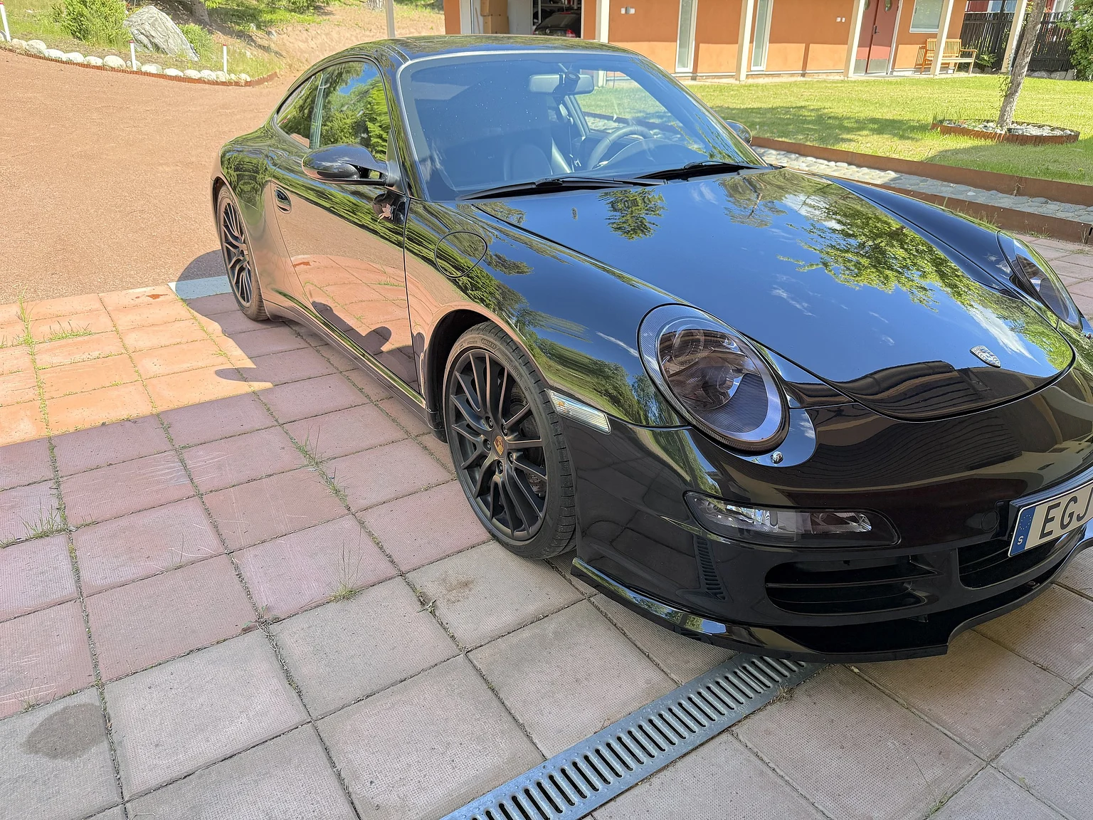 Exteriörbild på 2008 Porsche 911 Carrera 4 (30)