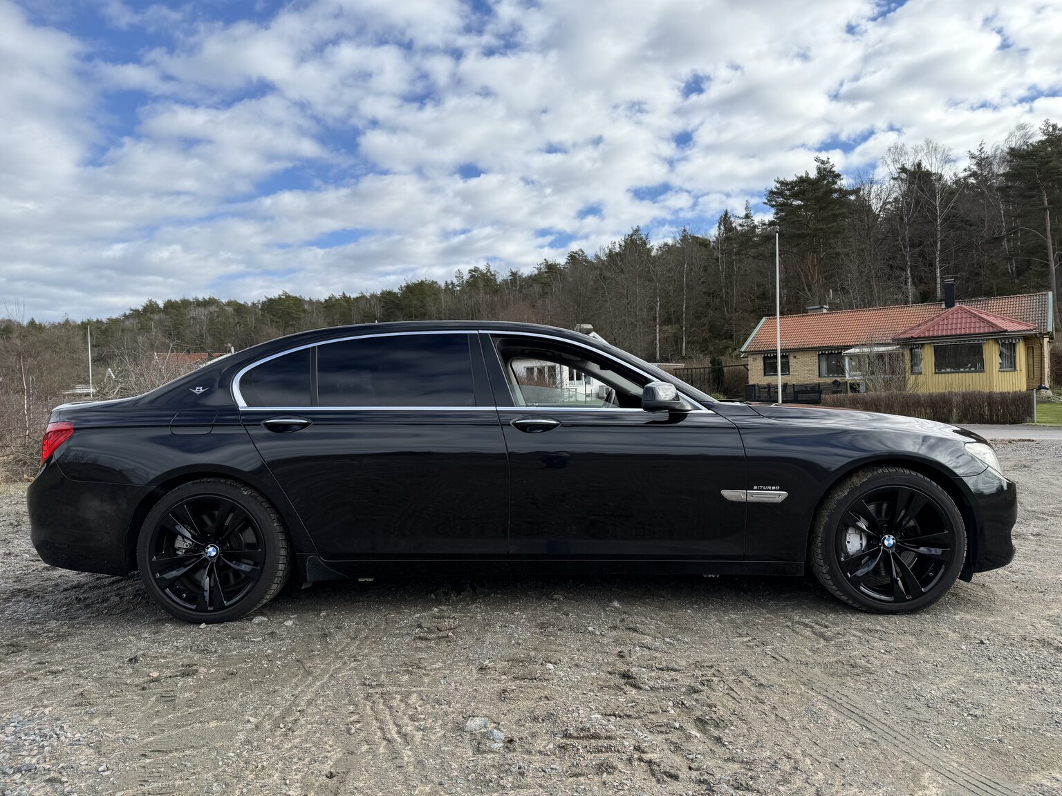 Exteriörbild på 2009 BMW 750Li