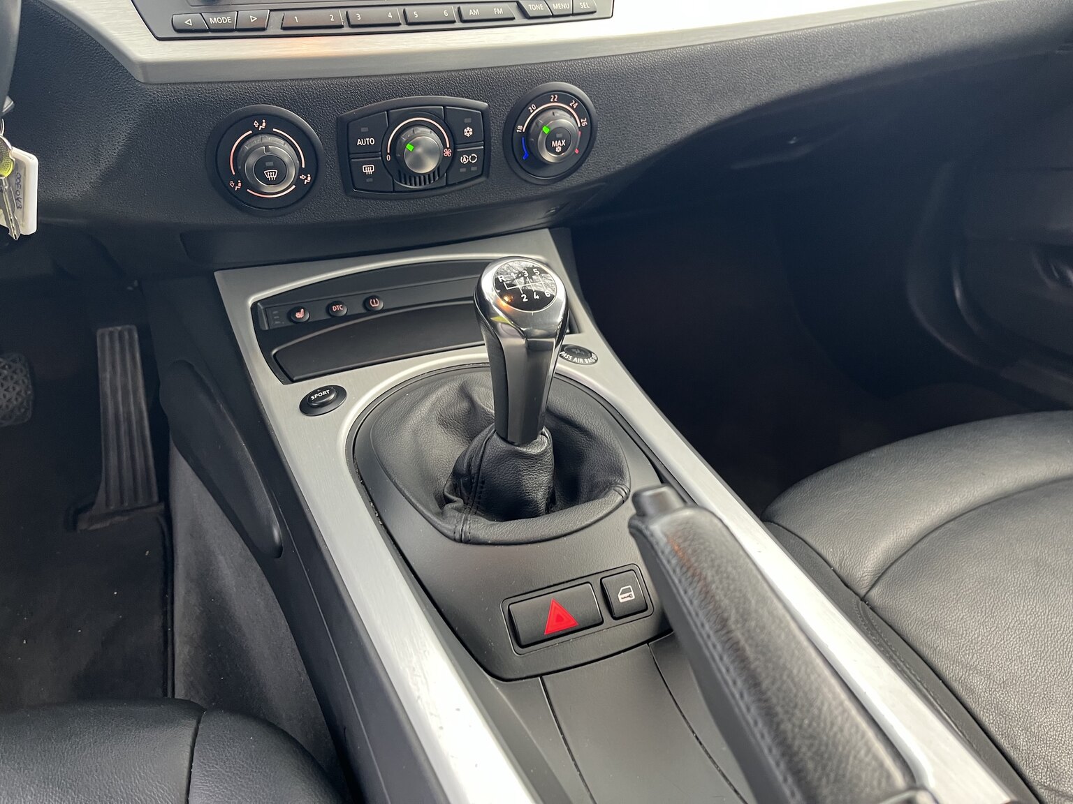 Interior image of 2007 BMW Z4 3.0Si Coupé