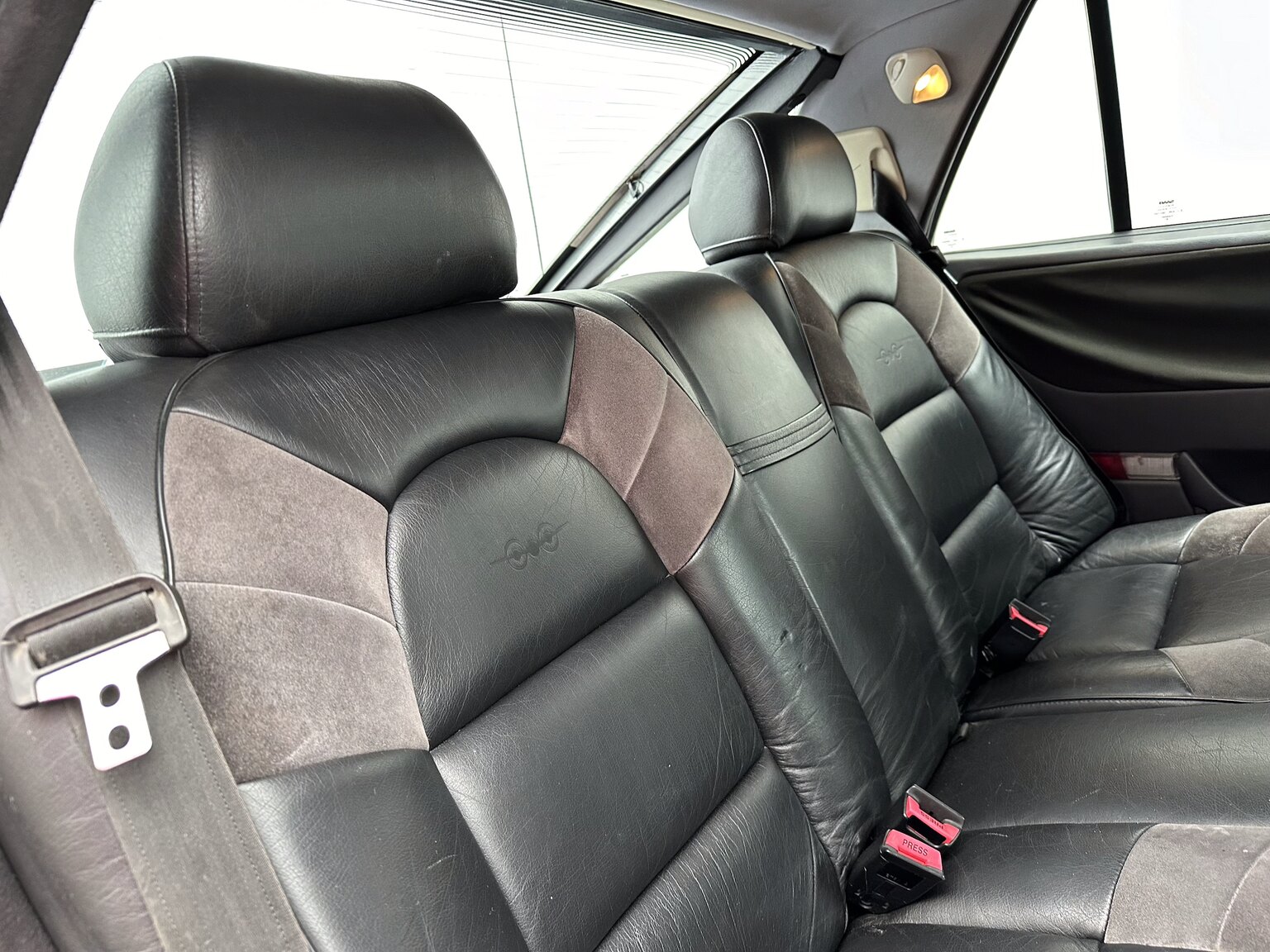 Innenraumfoto von 1988 SAAB 9000i