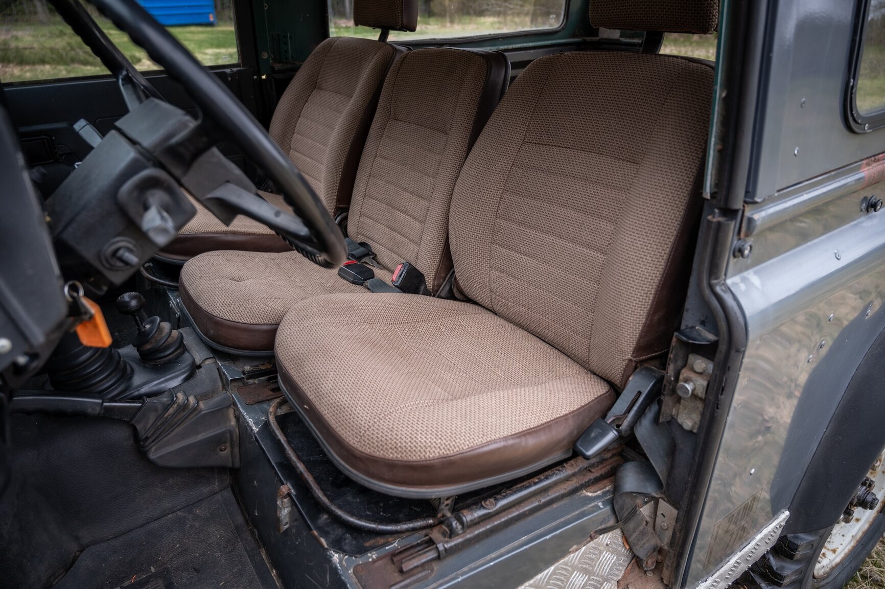 Innenraumfoto von 1986 Land Rover 90 2.5D
