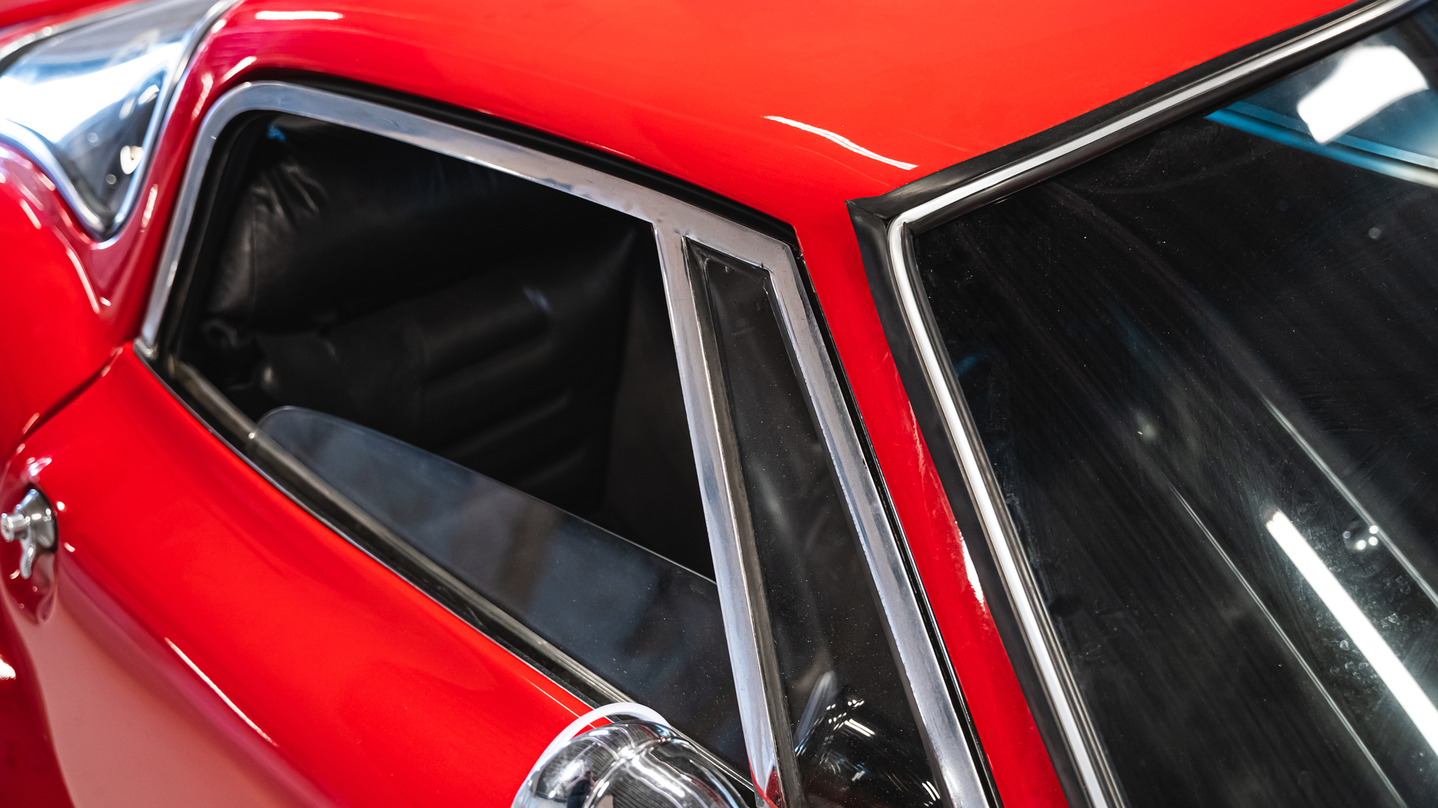 Exteriörbild på 1970 Marcos GT (49)