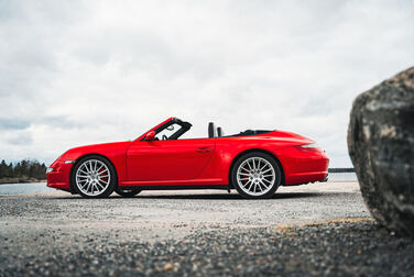 Exteriörbild på 2007 Porsche Carrera 4S Cabriolet