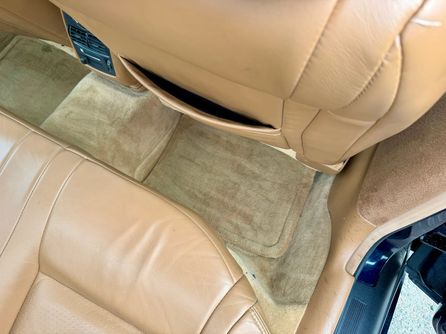Innenraumfoto von 1997 Cadillac STS Seville 4.6 V8 (58)