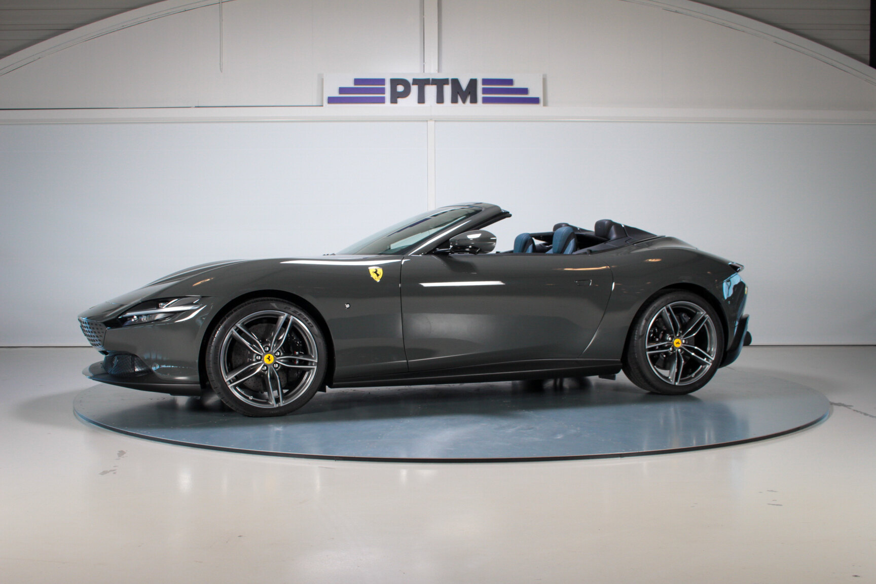 Exterior image of 2024 Ferrari Roma Spider