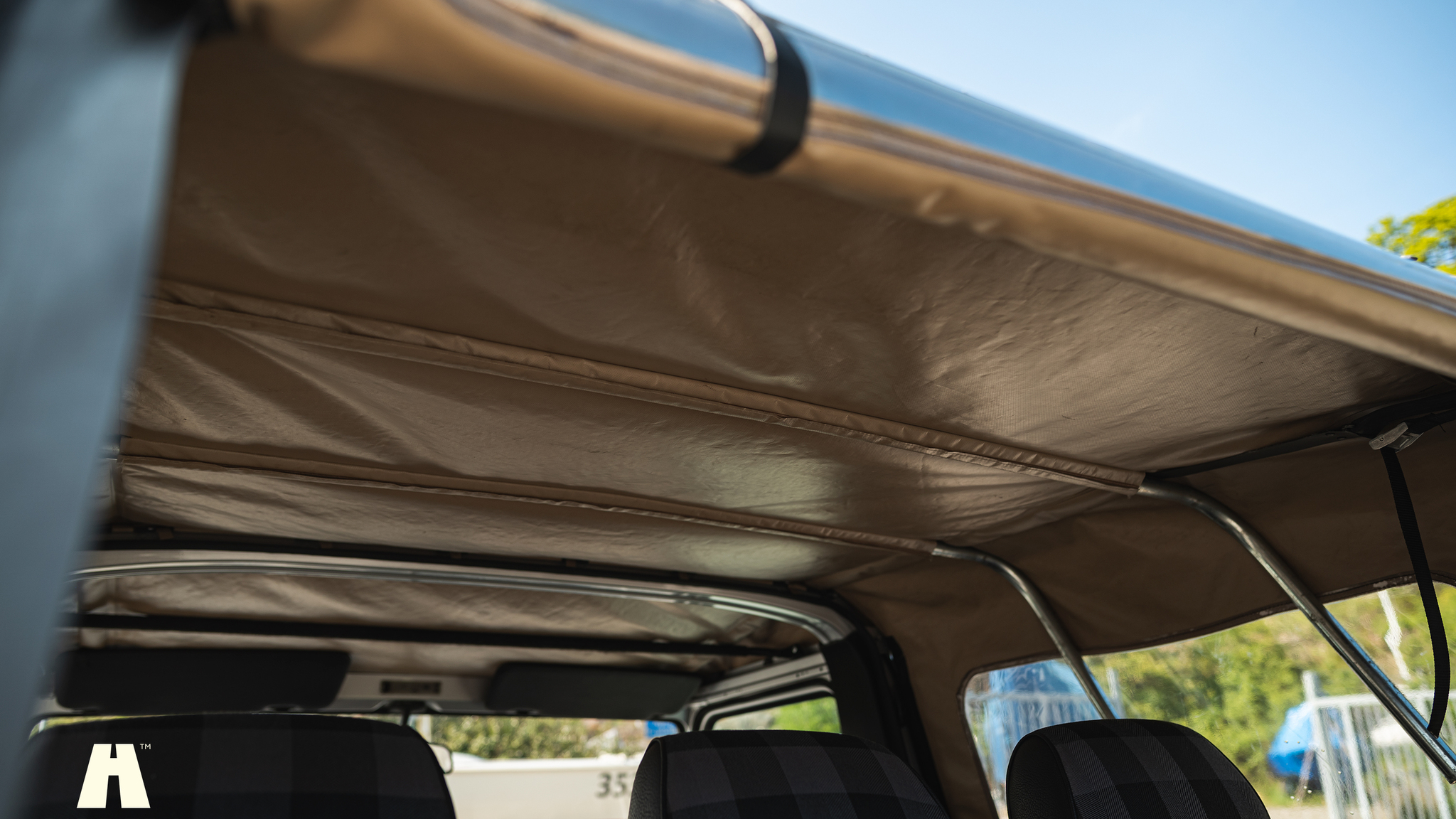 Interiörbild 1985 Mercedes 230GE Cabrio