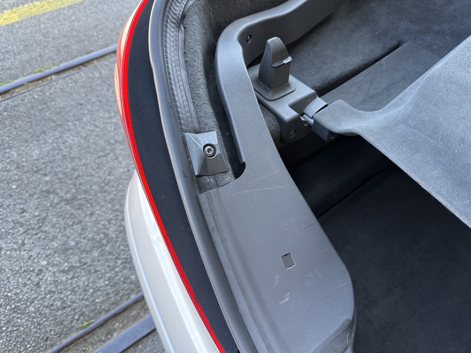 Innenraumfoto von 2002 Mercedes SL 500 (48)