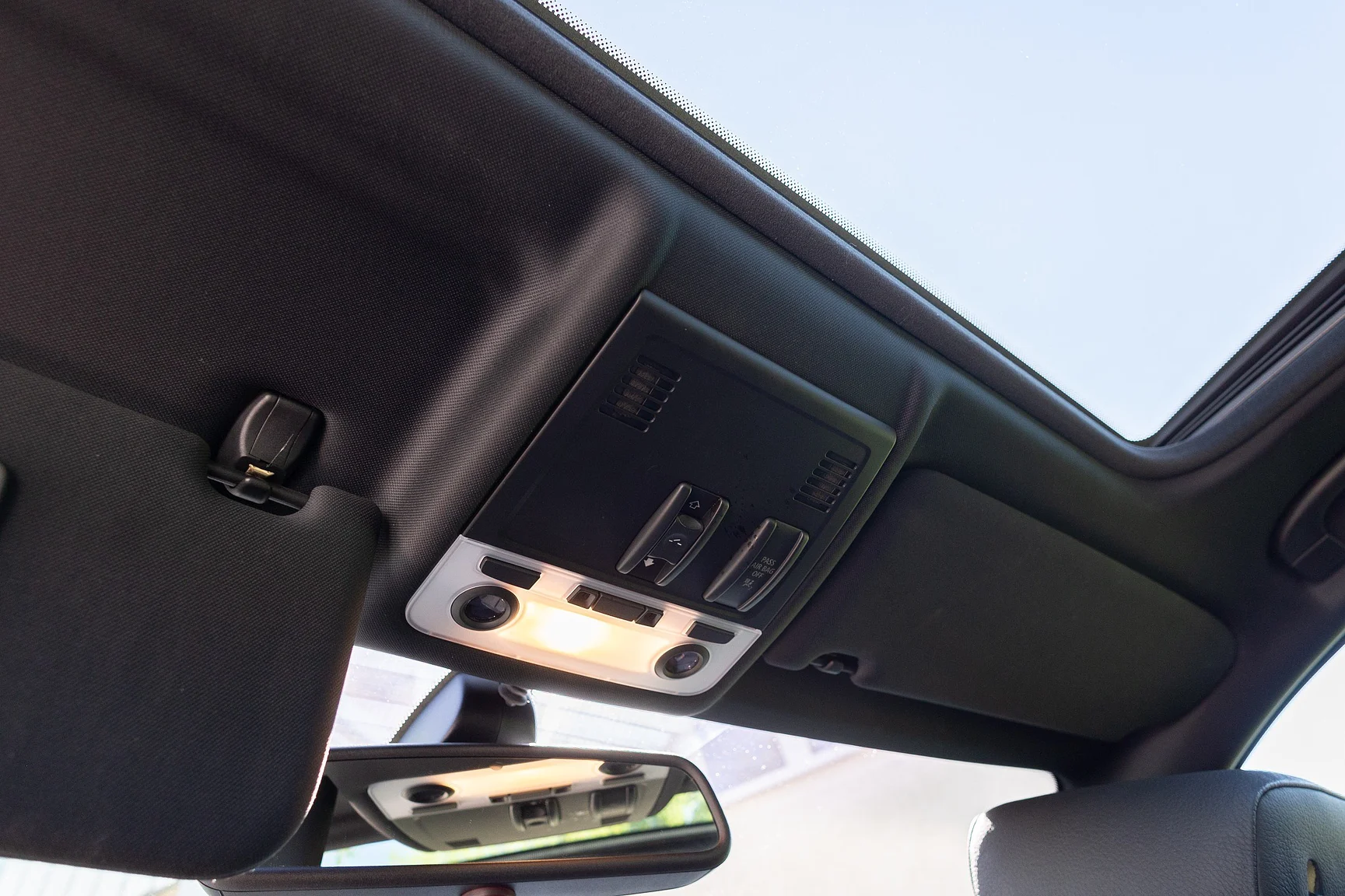 Interior image of 2007 BMW 335i Coupé (47)