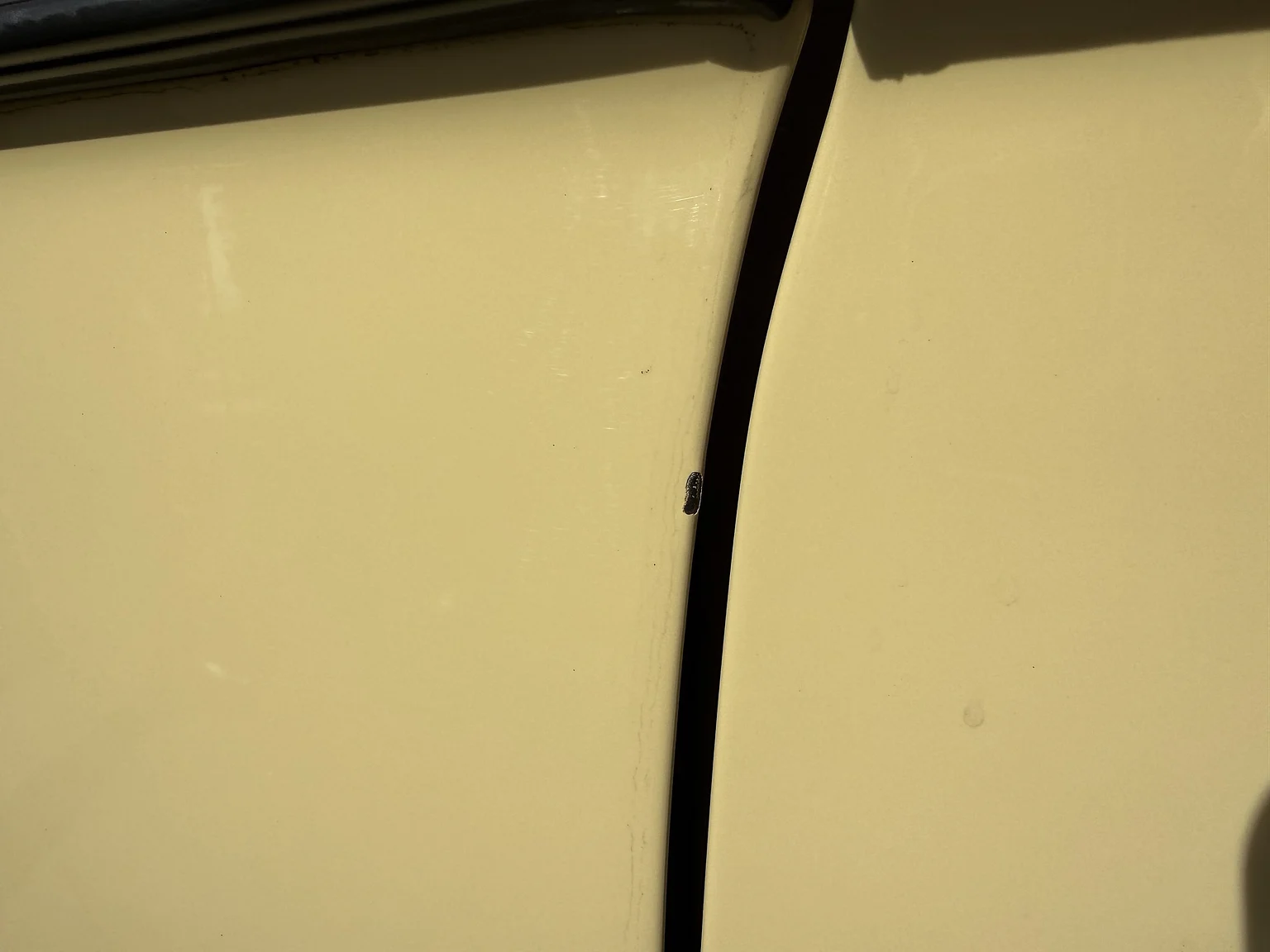 Exteriörbild på 1974 Mercedes-Benz 230 Automatic (66)