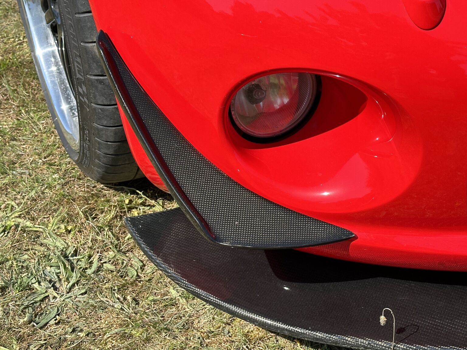 Exterior image of 2004 Dodge Viper SRT-10 (70)