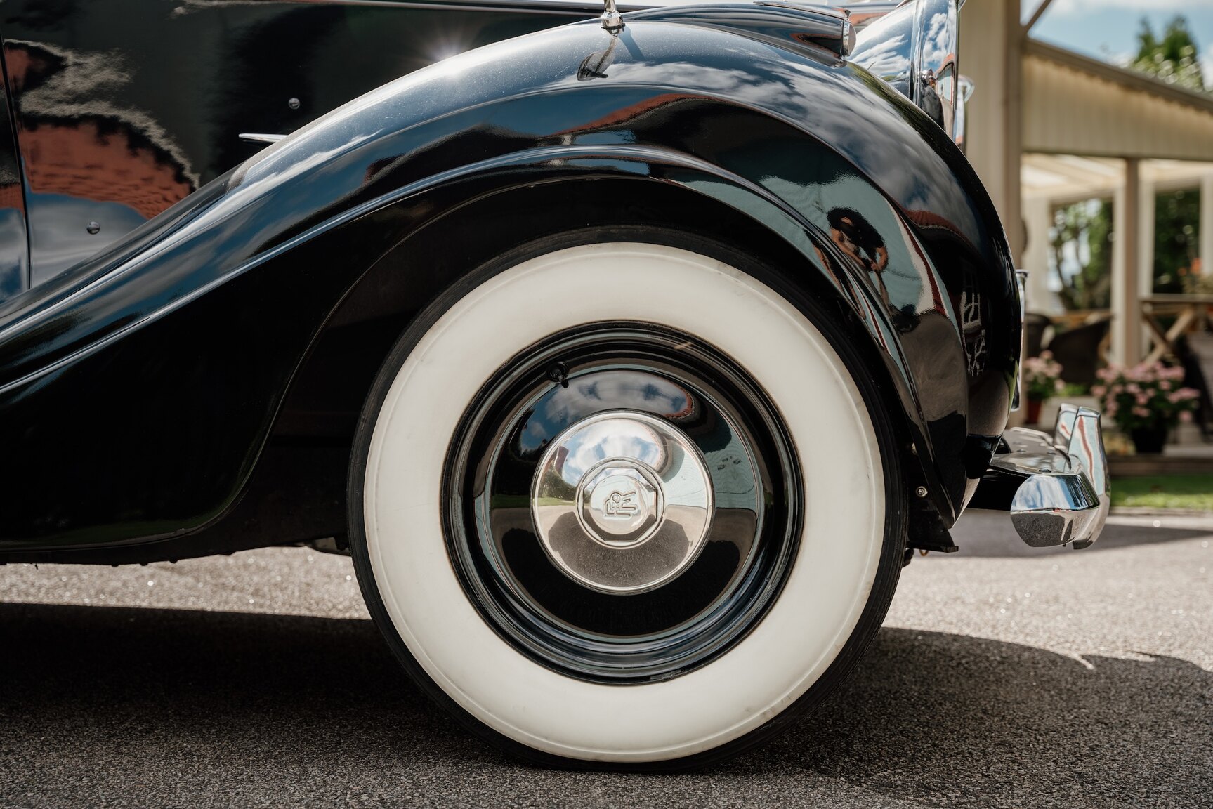 Exterior image of 1949 Rolls Royce Silver Wraith