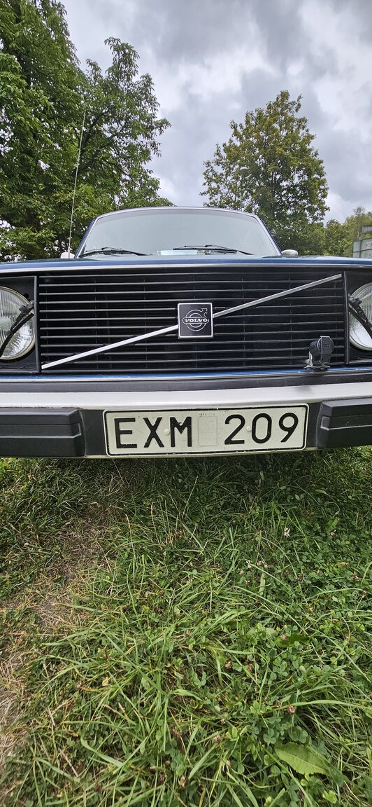 Aussenfoto 1977 Volvo 242