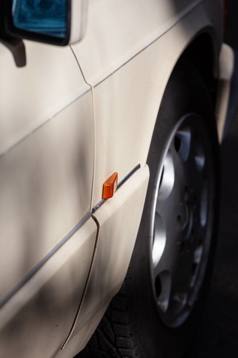 Exteriörbild på 1993 Mercedes-Benz 190 E 2.0