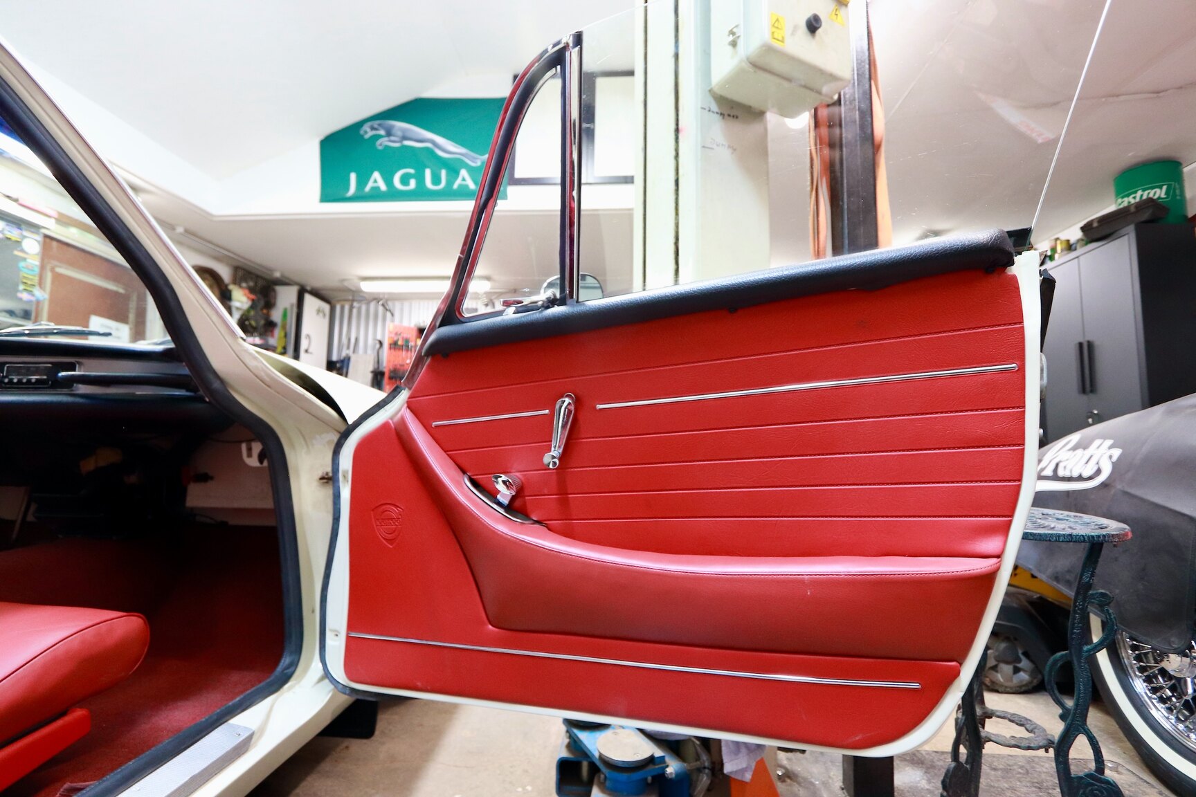 Interiörbild 1964 Volvo P 1800S