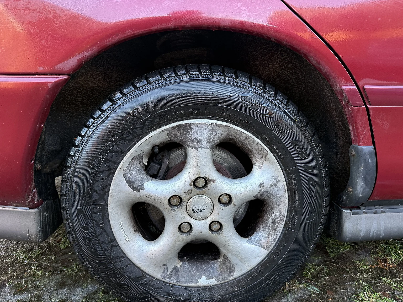 Exteriörbild på 1992 Mazda 626 Hatchback 2.5 V6 Automatic (14)