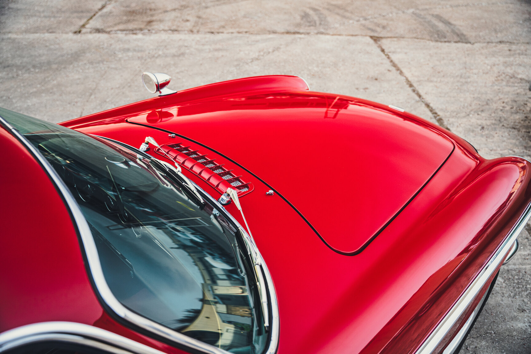 Exterior image of 1963 Volvo P1800 S