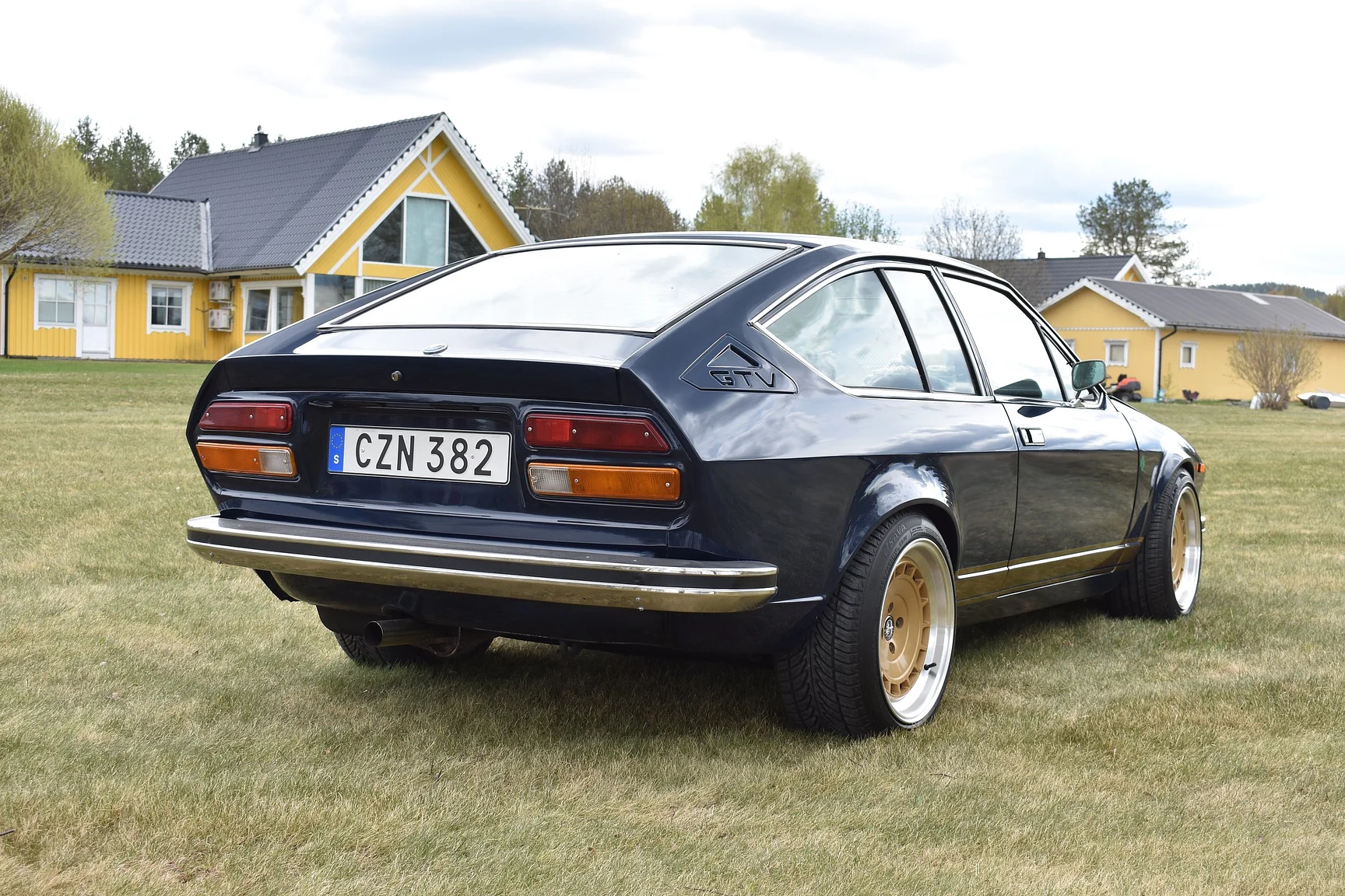 Exteriörbild på 1981 Alfa Romeo Alfetta GTV (6)