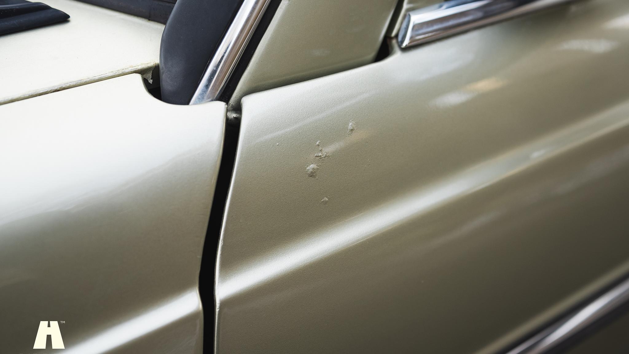 Exteriörbild på 1985 Mercedes-Benz 200 Series 3  (75)