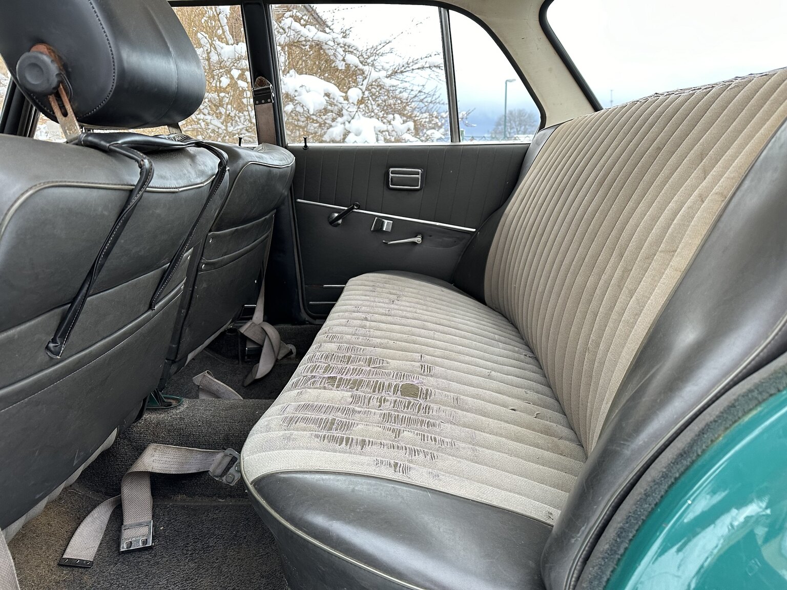 Interior image of 1965 BMW 1600