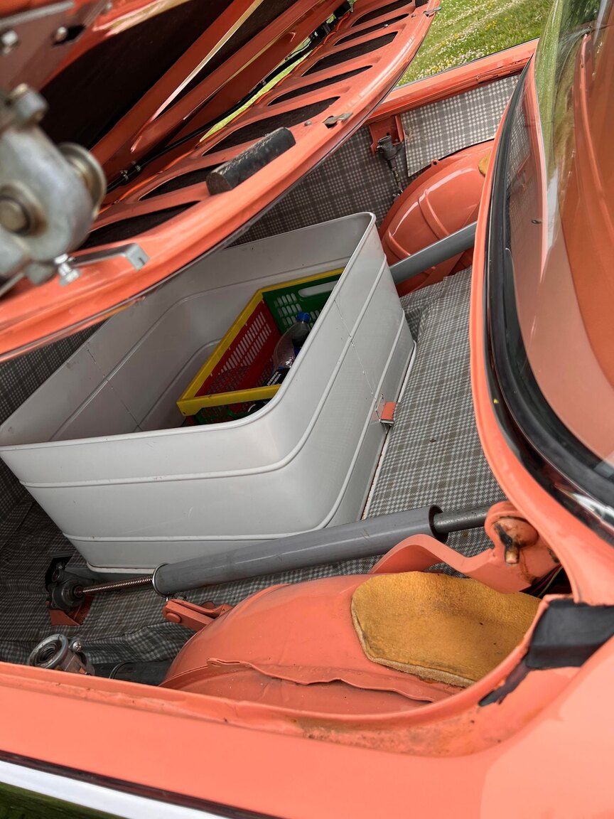 Interiörbild 1957 Ford Fairlane 500 Skyliner Retract