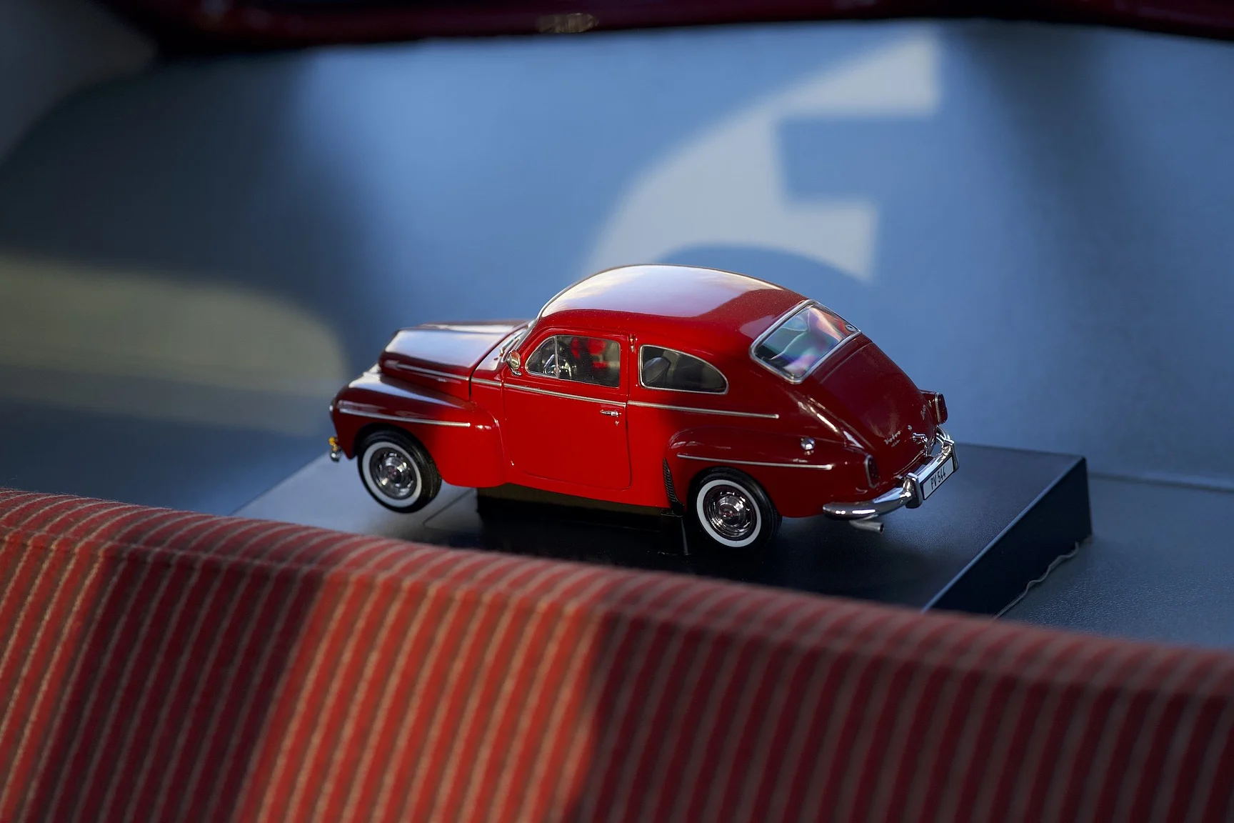 Interior image of 1953 Volvo PV444 DS (20)