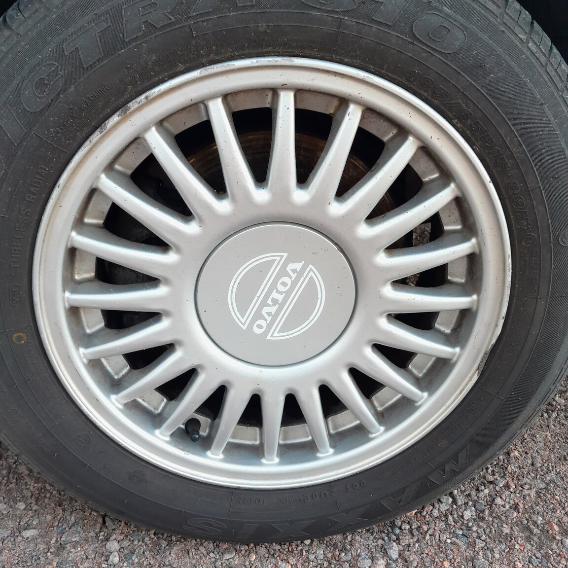 Exteriörbild på 1992 Volvo 944 GL SE