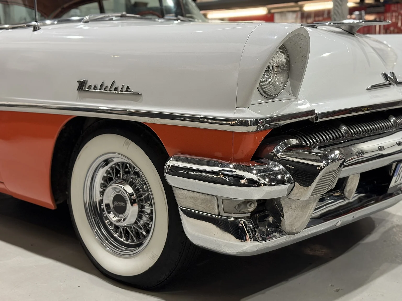 Exterior image of 1956 Mercury Montclair Sport Sedan (80)