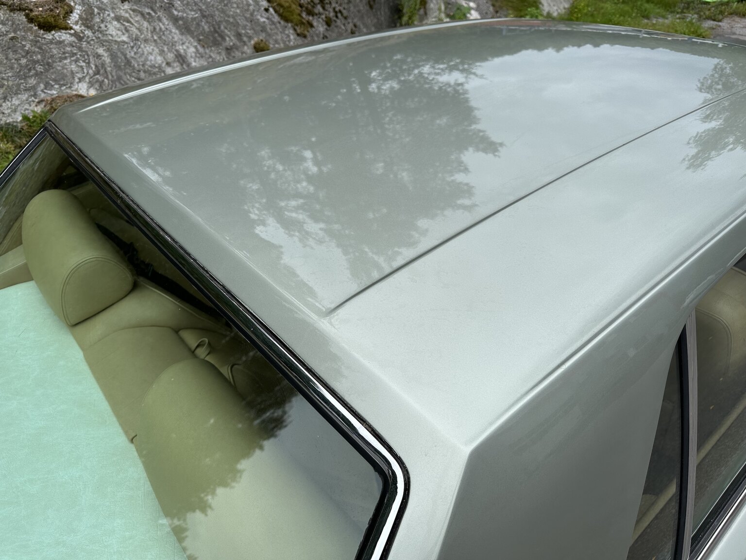 Exterior image of 1982  Rolls Royce Silver Spirit
