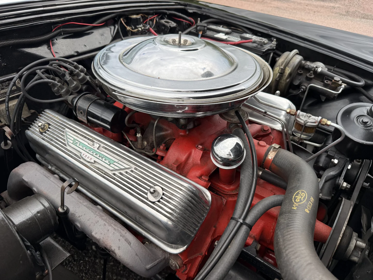 Image of 1957 Ford Thunderbird mechanics (12)