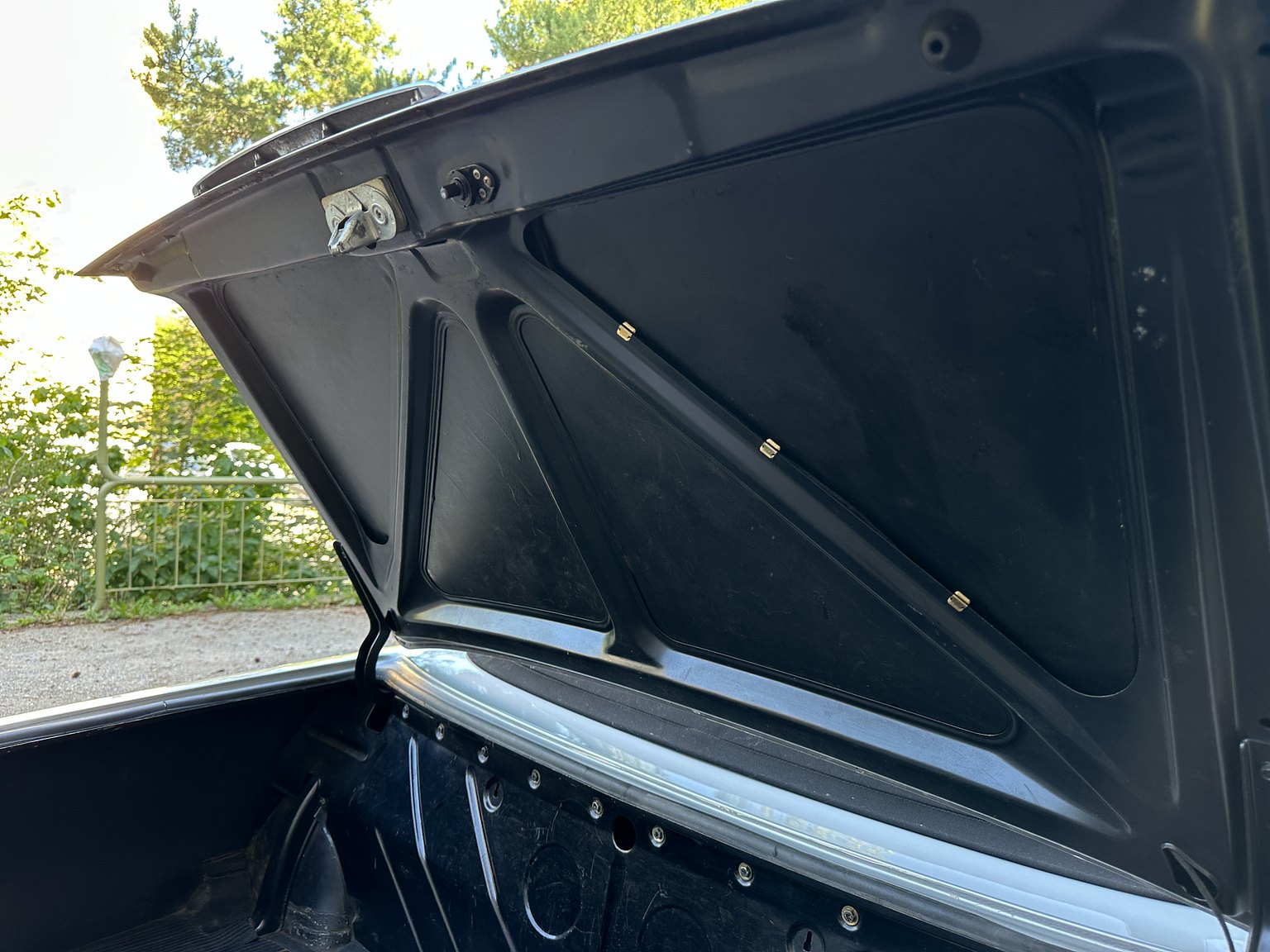 Innenraumfoto von 1972 Mercedes-Benz 350 SL