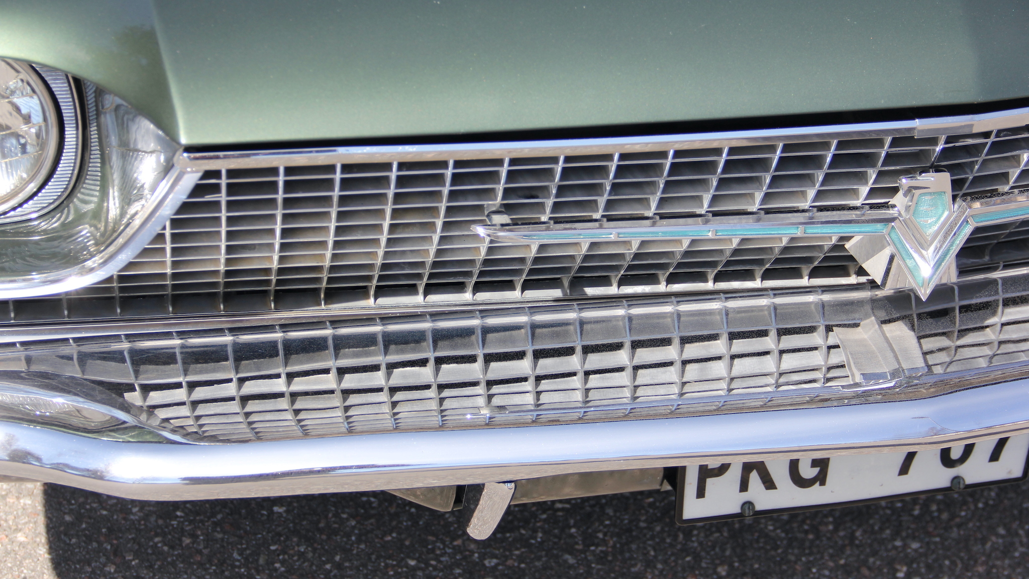 Exteriörbild på 1966 Ford Thunderbird Town Hardtop 6.4