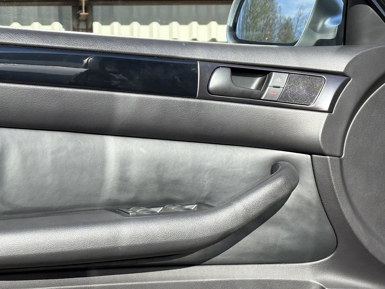 Innenraumfoto von 2002 Audi RS 6 Avant (6)