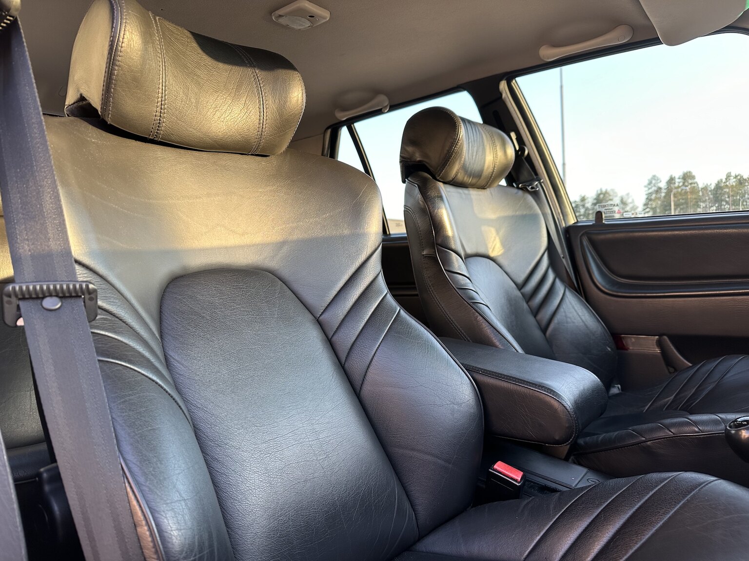 Innenraumfoto von 1996 SAAB 9000 CS Aero 2.3T